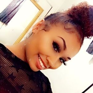 Meet your Posher, Joy